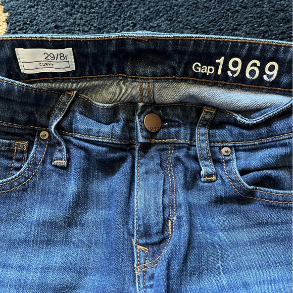 Curvy Bootcut Gap Jeans - Picture 5 of 6